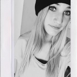 Meet your Posher, Kaitlyn